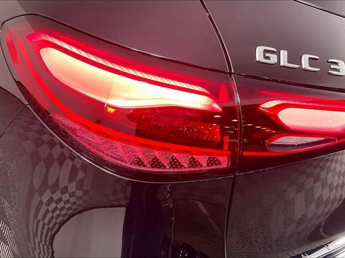 Used 2026 Mercedes-Benz GLC 300 4MATIC image 24