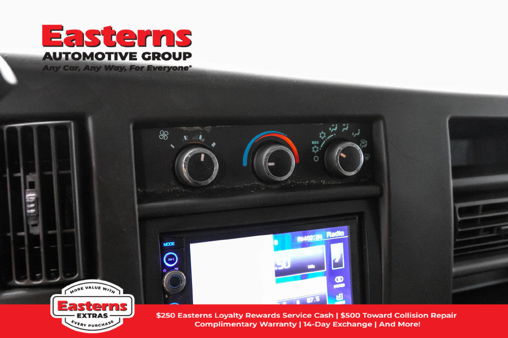 Used 2019 Chevrolet Express 2500 Extended RWD image 17