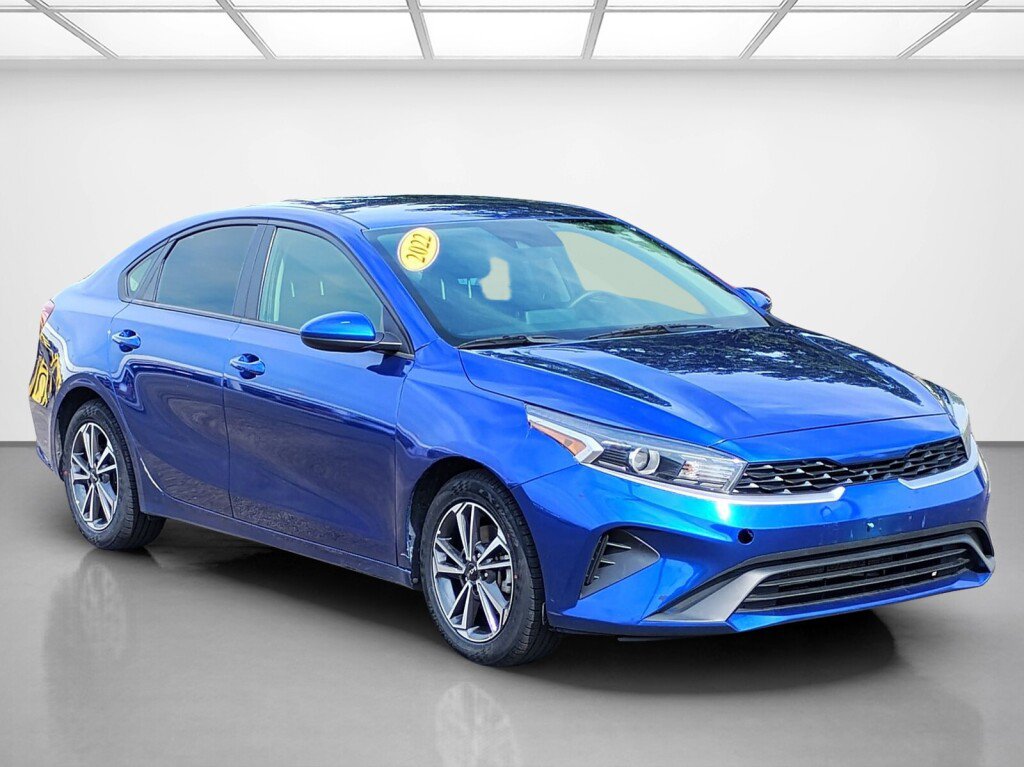 Used 2022 Kia Forte LXS FWD image 7
