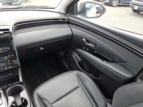 Certified 2022 Hyundai Tucson Limited image 11