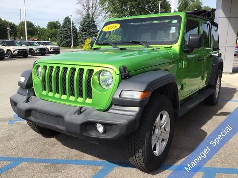 Used 2018 Jeep Wrangler Unlimited Sport S AWD/4WD image 14