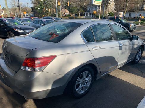 Used 2010 Honda Accord LX-P image 3