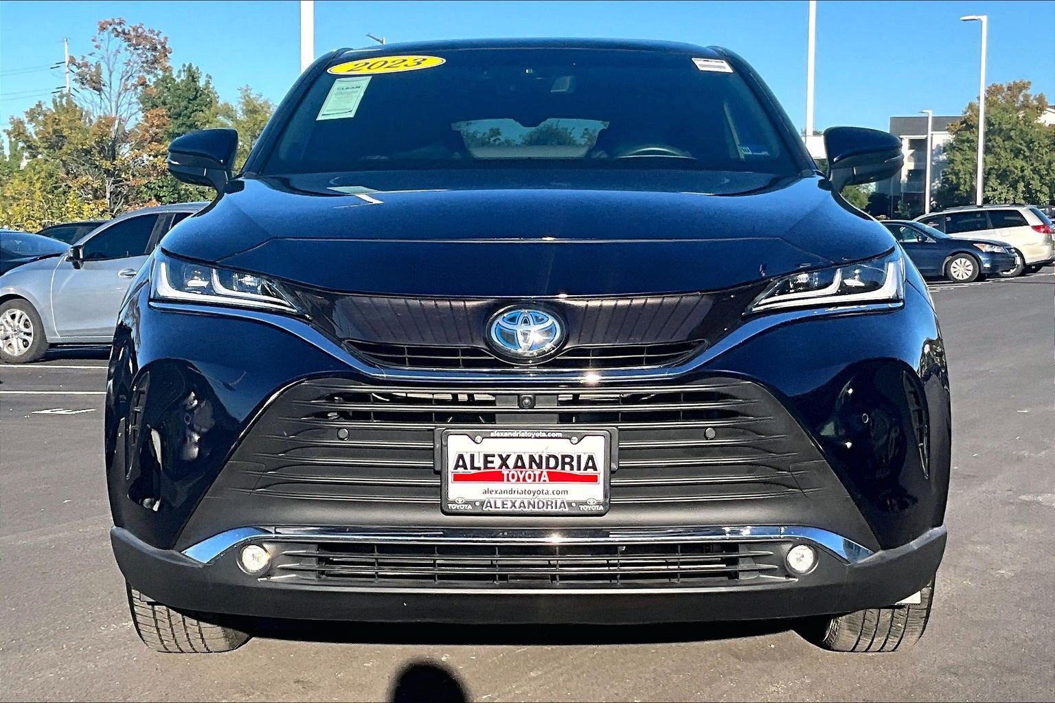 Used 2023 Toyota Venza Limited AWD/4WD image 3