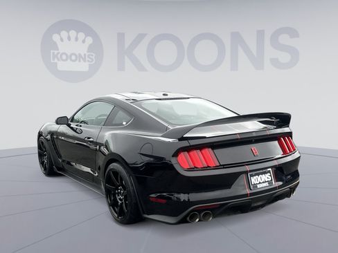 Used 2018 Ford Mustang Shelby GT350R w/ GT350R Equipment Group 920A RWD image 8