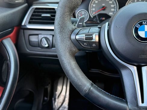 Used 2016 BMW M4 Coupe image 22