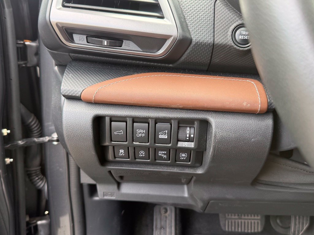 Used 2023 Subaru Forester Touring AWD/4WD image 16