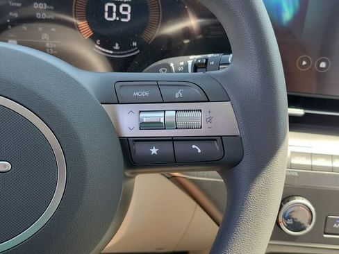 New 2026 Hyundai Kona SE FWD image 8