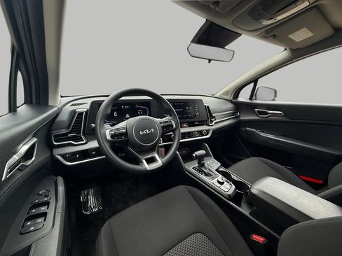 Used 2025 Kia Sportage LX image 25