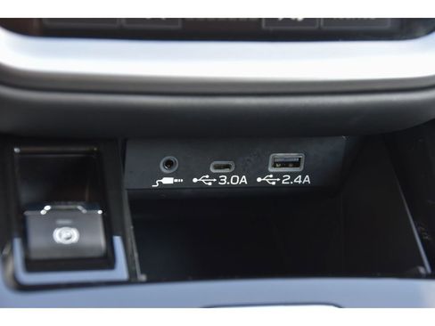 Certified 2025 Subaru Outback Premium w/ Popular Package #1A image 37