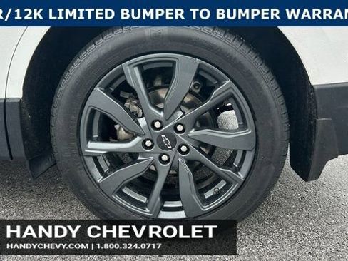 Certified 2022 Chevrolet Equinox RS w/ LPO, Floor Liner Package image 11