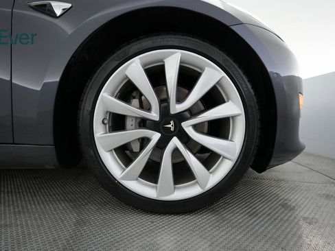 Used 2019 Tesla Model 3 Standard Range Plus image 20