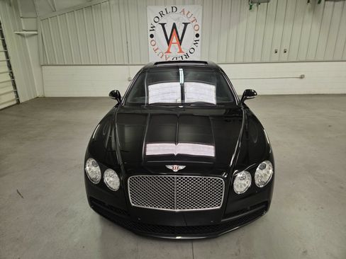 Used 2018 Bentley Flying Spur V8 AWD/4WD image 12