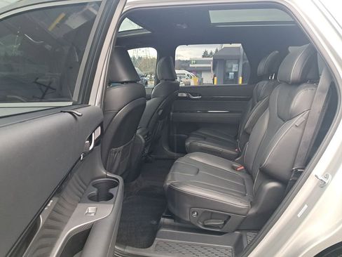 Used 2023 Hyundai Palisade Calligraphy w/ Cargo Package AWD/4WD image 13