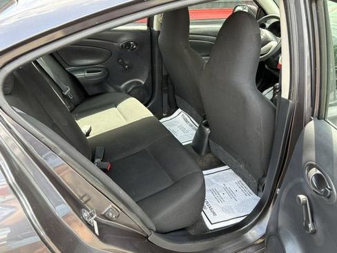 Used 2015 Nissan Versa S FWD image 20