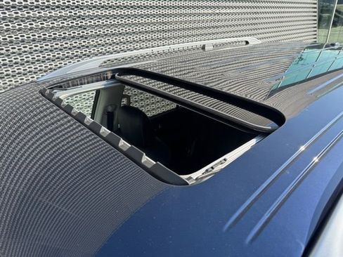 Used 2021 INFINITI QX80 Luxe w/ All-Season Package image 20