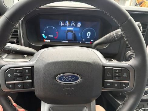 Used 2025 Ford F350 Lariat w/ Lariat Ultimate Package AWD/4WD image 21