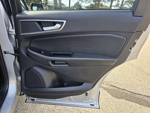 Used 2019 Ford Edge SEL w/ Equipment Group 201A AWD/4WD image 20