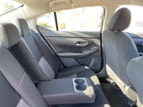 Used 2023 Nissan Sentra SR w/ Electronics Package FWD image 21
