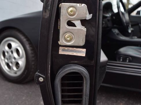 Used 1988 Porsche 944 Turbo RWD image 57