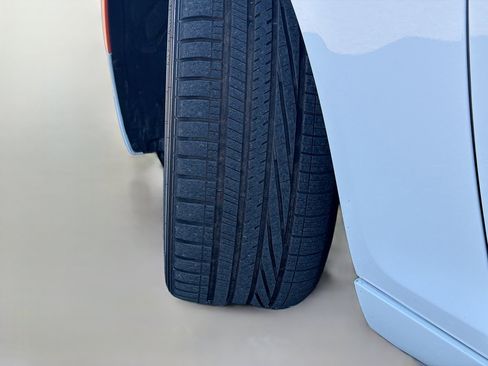 Used 2023 Chrysler 300 C image 41