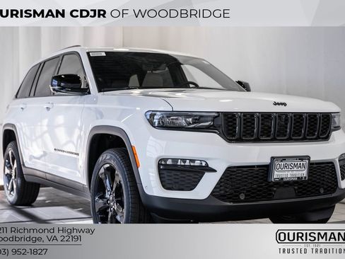 New 2025 Jeep Grand Cherokee Limited w/ Luxury Tech Group II image 1