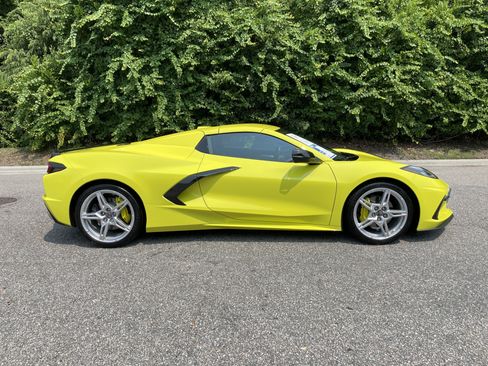 Used 2022 Chevrolet Corvette Stingray Preferred Conv w/ Battery Protection Package RWD image 10