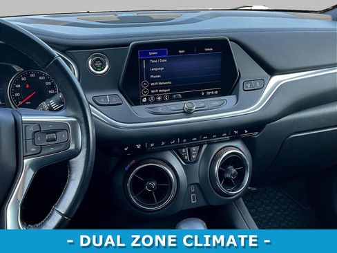 Used 2020 Chevrolet Blazer LT FWD image 9