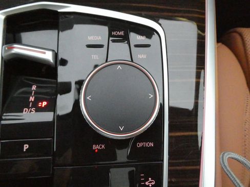 Used 2026 BMW X7 xDrive40i image 21