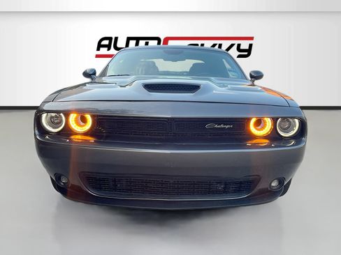 Used 2022 Dodge Challenger R/T Scat Pack RWD image 2