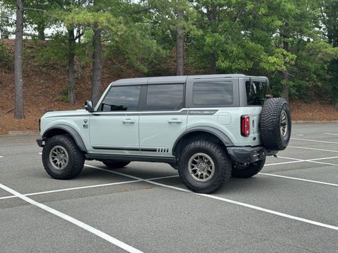 Used 2021 Ford Bronco First Edition AWD/4WD image 7