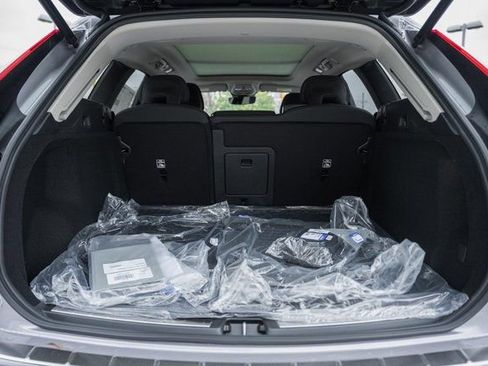 New 2026 Volvo XC60 B5 Plus w/ Protection Package Premier image 9