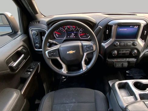 Used 2020 Chevrolet Silverado 1500 LT w/ Trailering Package AWD/4WD image 6