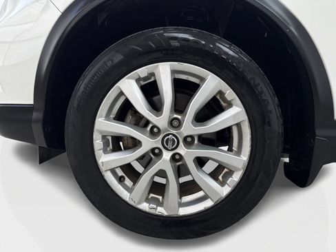 Used 2020 Nissan Rogue Sport S w/ Appearance Package FWD image 49