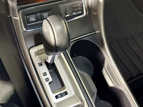 Used 2019 Subaru Ascent Premium w/ Popular Package #2A image 17