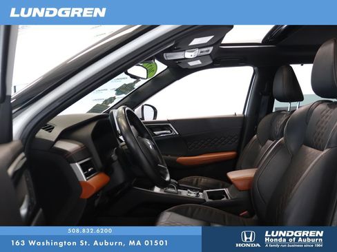 Used 2022 Mitsubishi Outlander SEL AWD/4WD image 12