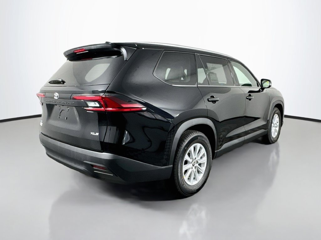 New 2026 Toyota Grand Highlander XLE FWD image 8