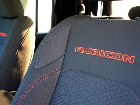 Used 2022 Jeep Gladiator Rubicon w/ Safety Group image 16