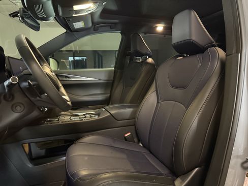 Certified 2026 INFINITI QX60 Sport AWD/4WD image 12