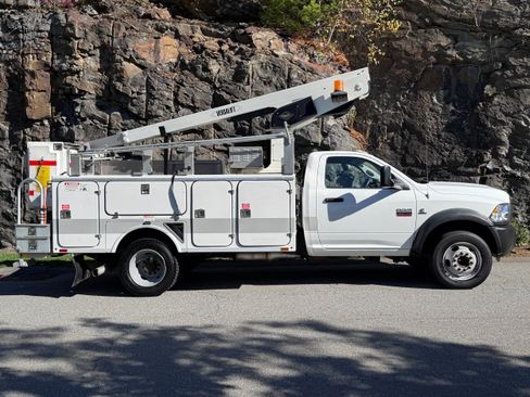 Used 2012 RAM 4500 2WD Regular Cab DRW w/ Cold Weather Group image 10