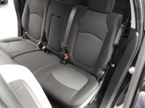 Used 2014 Chevrolet Traverse LT image 15