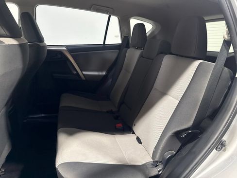 Used 2014 Toyota RAV4 LE AWD/4WD image 26