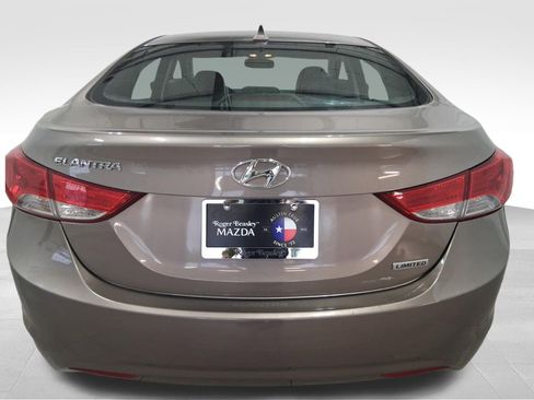 Used 2013 Hyundai Elantra Limited image 7