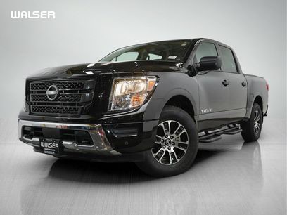 Used 2024 Nissan Titan SV w/ SV Convenience Package
