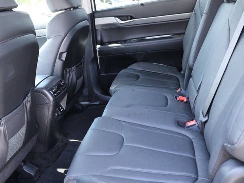 Used 2025 Hyundai Palisade SEL AWD/4WD image 17