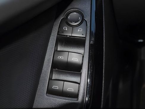 Certified 2026 Chevrolet Equinox LT FWD image 23