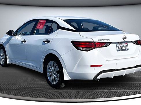 Certified 2025 Nissan Sentra S image 4