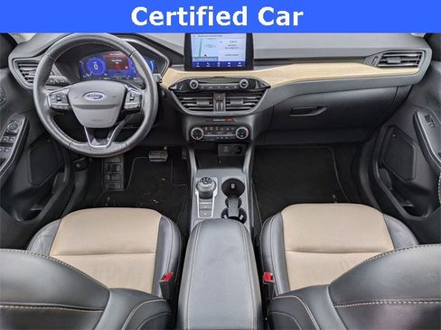 Certified 2022 Ford Escape Titanium w/ Titanium Elite Package image 17