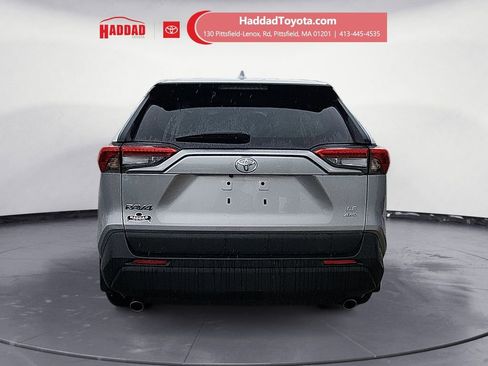 Used 2023 Toyota RAV4 LE image 4