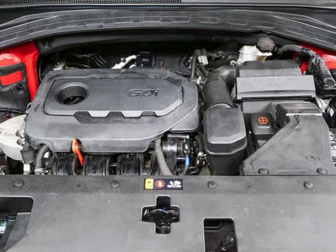 Used 2019 Hyundai Santa Fe SEL image 31