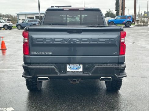 Used 2019 Chevrolet Silverado 1500 LT Trail Boss image 3